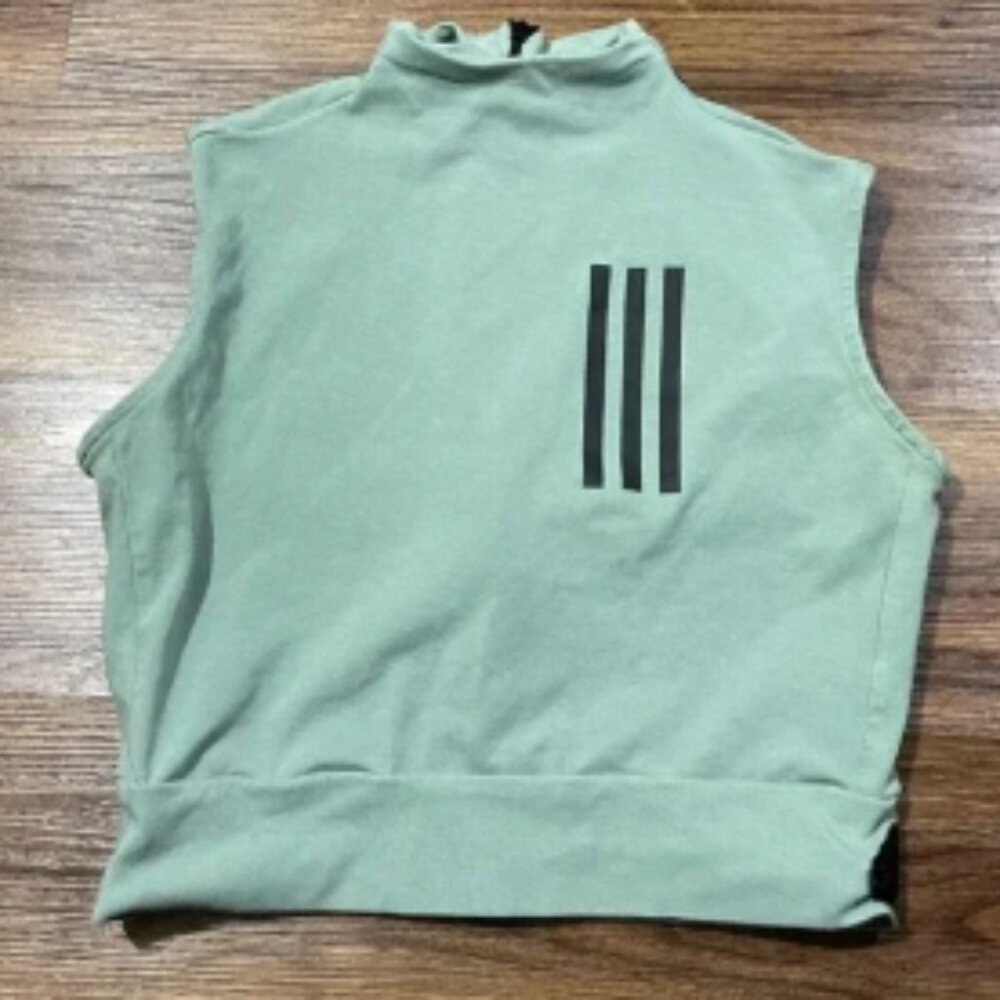Adidas Mission Victory Sleeveless Cropped Top Sage Green Womens M Active Gym